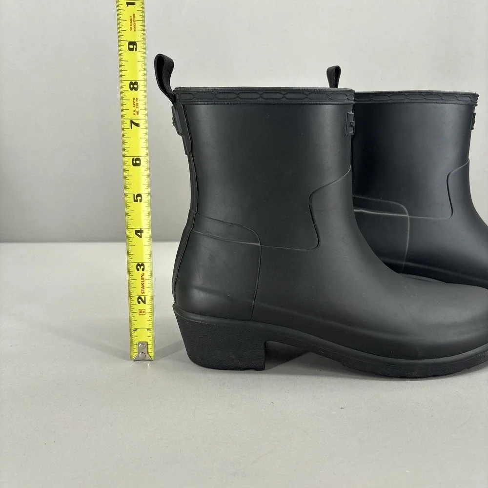 Hunter Rain Boots Womens‎ Size 8 All Black Rubber Ankle Booties Heel Waterproof